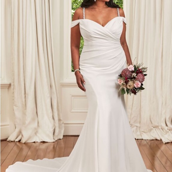 Sophia Tolli Y21976 Ines Beaded Straps Bridal Dress w/ bustle - Picture 7 of 16